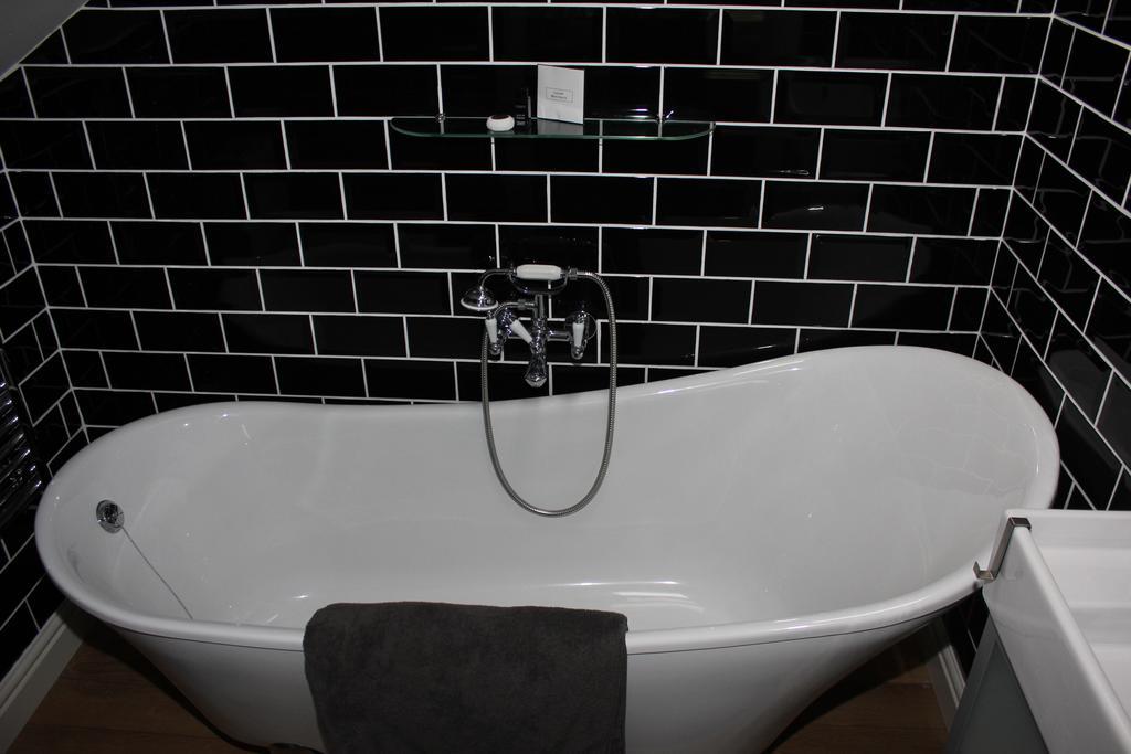 Fifty One And A Half Boutique B&B Clitheroe Exterior foto